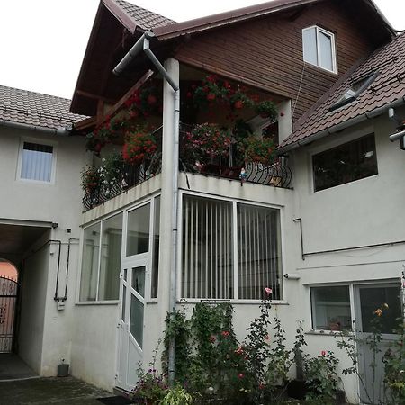 Vila Nely Risnov Exterior photo